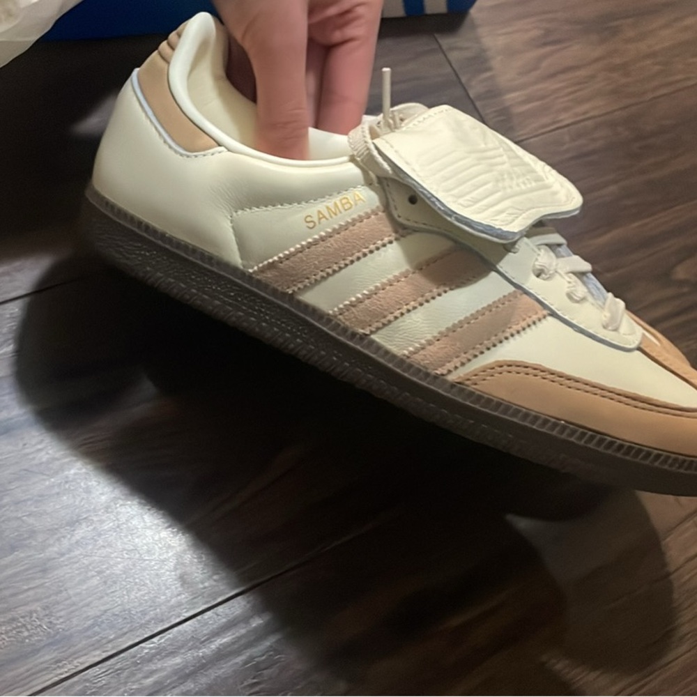 Adidas Samba in Cream and Brown - Picture 9 of 10